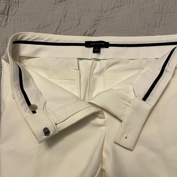 ANN TAYLOR WHITE PANTS WITH DETAIL SIZE 6. - Picture 7 of 14
